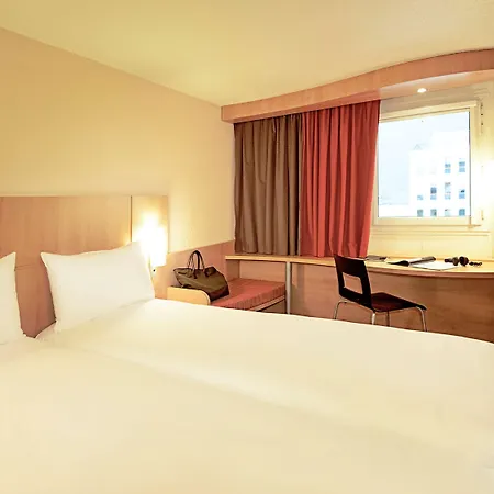 Ibis Berlin Dreilinden Hotel Kleinmachnow Exterior photo